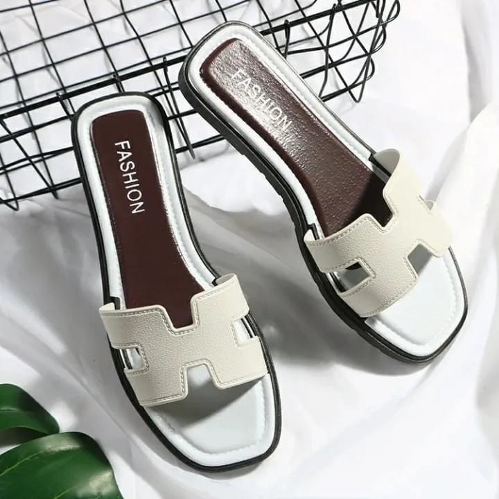 Women's One-Word Sandals for Summer 2024 New Fashion Trending ins Tide h Type Sandals Flat Bottom Genuine Leather Beach Shoes